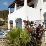 Oltremare 4*