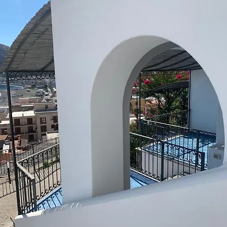 海外住宅酒店 4*