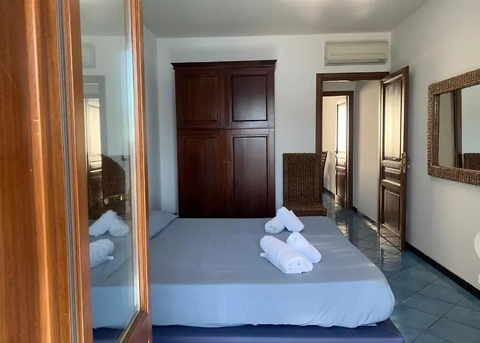 Oltremare Aparthotel 4*