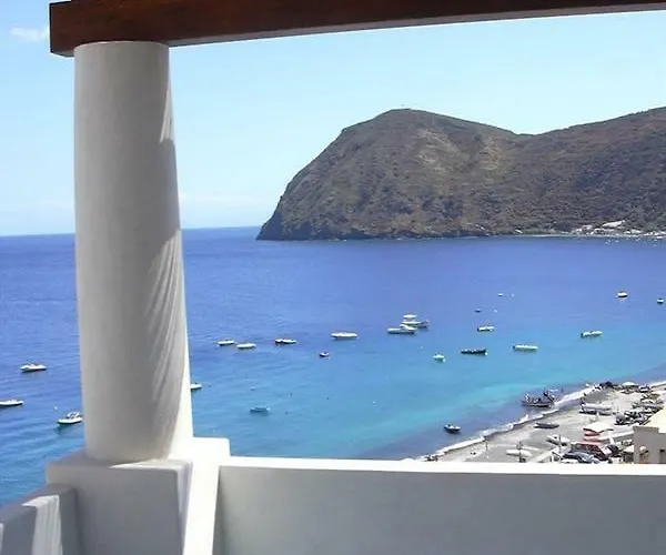 Oltremare Aparthotel Città di Lipari