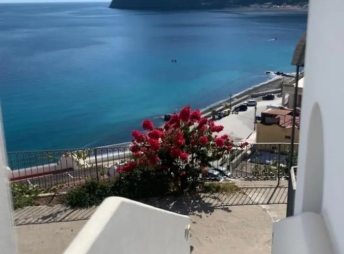 Ξενοδοχείο με διαμερίσματα Oltremare 4*