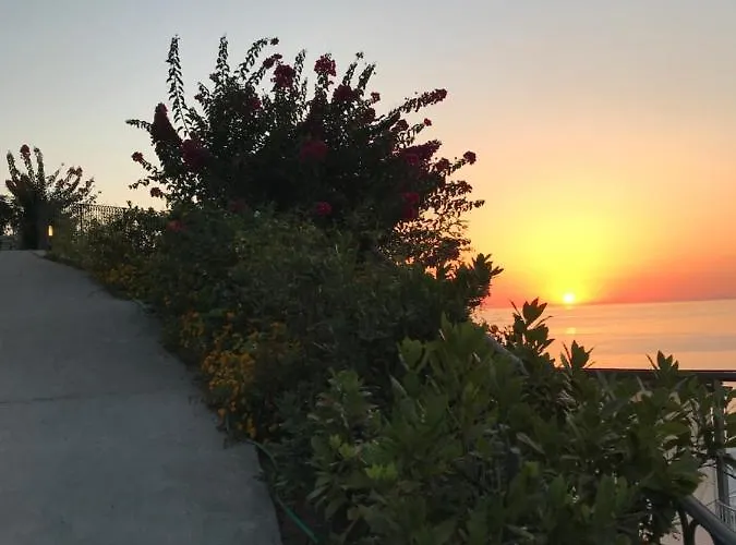 Apartahotel Oltremare Lipari (Isola Lipari)